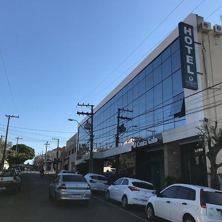 Hotel E Restaurante Canta Galo Jacarezinho Exterior foto